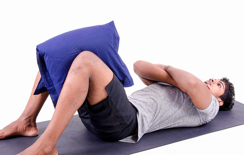 Lying Adductor Squeeze Exercise Demonstration