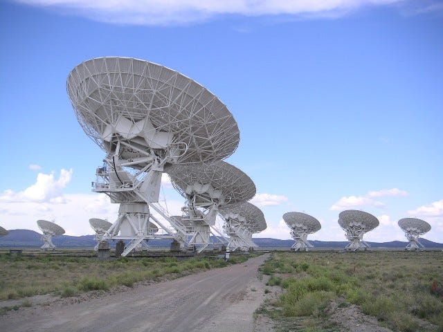 Radio telescopes searching for extraterrestrial signals